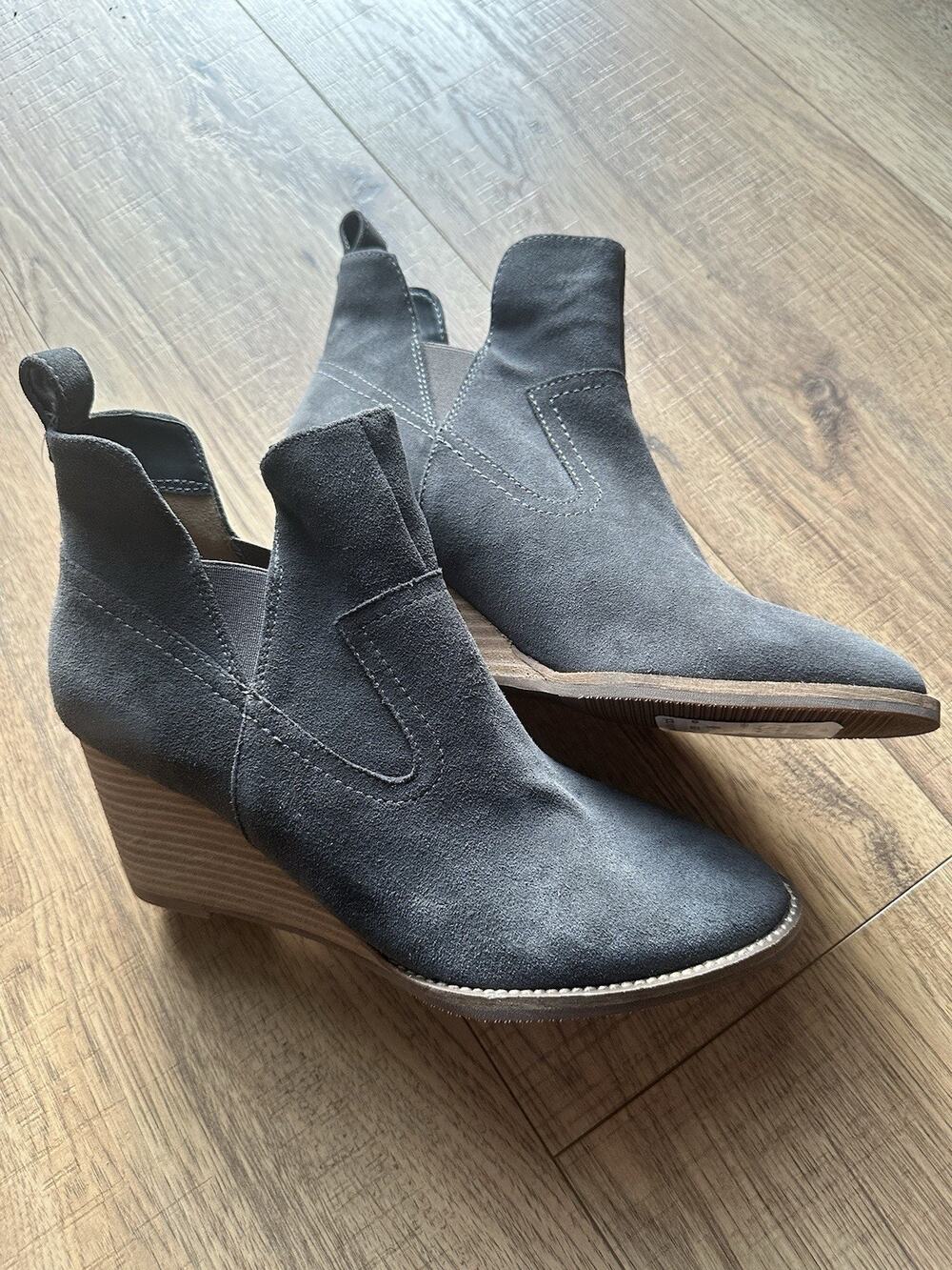 Blondo Irving Women's 9 M Waterproof Suede Leather Wedge Ankle Booties Gray